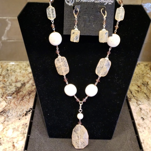 Premier Designs Jewelry - Premier Designs necklace and earrings set